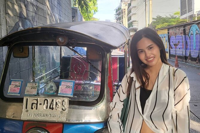 Bangkok Heritage & Street Art Private Walking Tour - Talat Noi market streets and the Rong Kuak Shrine