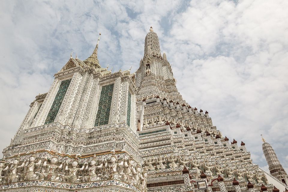 Bangkok: Historical Temples Tour & Hidden Bar at Sunset - Price and value: $54 for temples, transport, and a rooftop beer