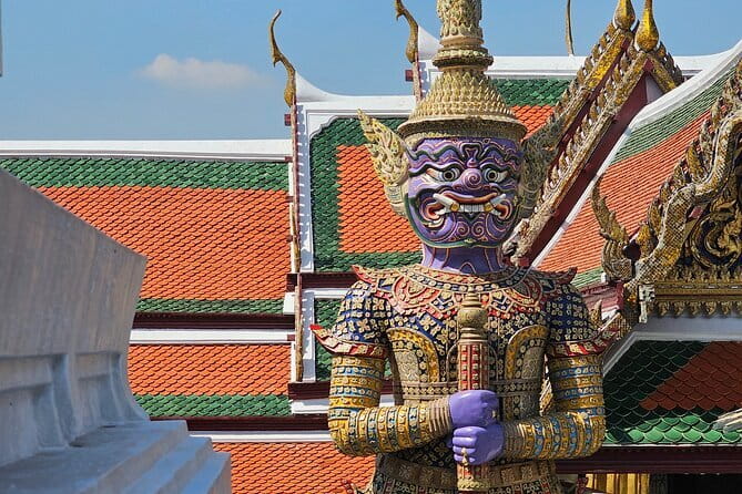 Bangkok History Temples Markets and Food Tasting - Tha Chang Pier Market Bites and a Ferry Ride That Changes the Mood