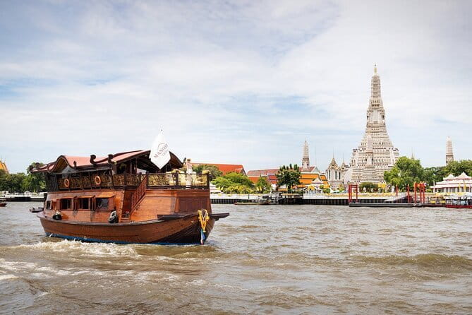 Bangkok Manohra Cruise Sunset Dining on Chao Phraya River - Manohra sunset dining: what you’re paying for