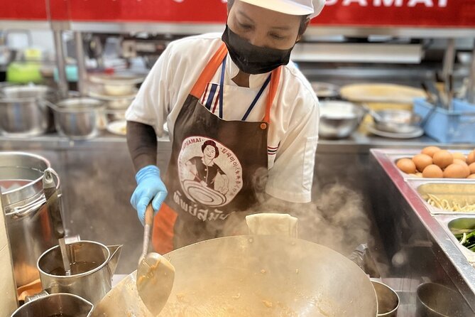 Bangkok Michelin Food Tour (3 Stops, 8 tastings) - Key highlights you’ll feel right away