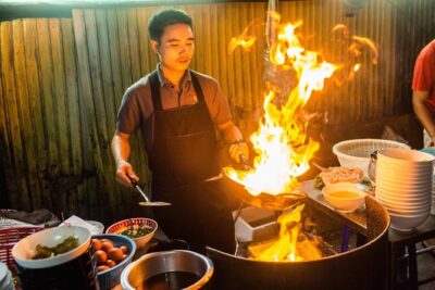 Bangkok Midnight Food Tuk Tuk Tour - Stops 2 and 3: Pathum Wan Isaan Flavors and Core Bangkok Street Snacks