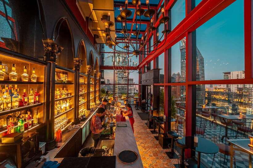 Bangkok: Mojjo Rooftop Lounge & Bar Food & Beverage Package - Mojjo Rooftop Lounge at Skyview Hotel: the big idea