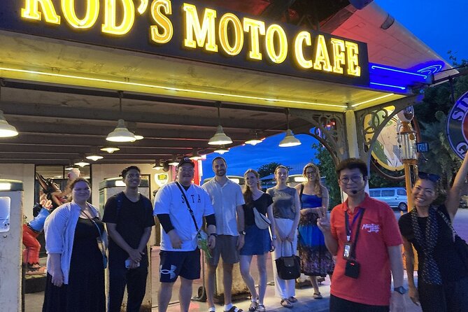 Bangkok Night Market Tour Dinner and Vintage Find - Michelin-style dinner near BTS Ekkamai, then straight to the fun