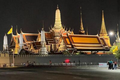 Bangkok Night Tour: Food, Temple & Tuk Tuk - Where You Meet and How the Night Flows (Including Tuk-Tuk Reality)