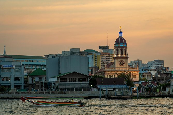 Bangkok Photography Masterclass - Private Photography Lesson - Chinatown: Learning to Frame the Noise