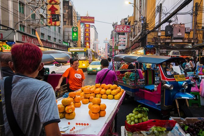 Bangkok Photography Masterclass - Private Photography Lesson - Train Night Market Ratchada and So/ Spa: Making Night Feel Intentional