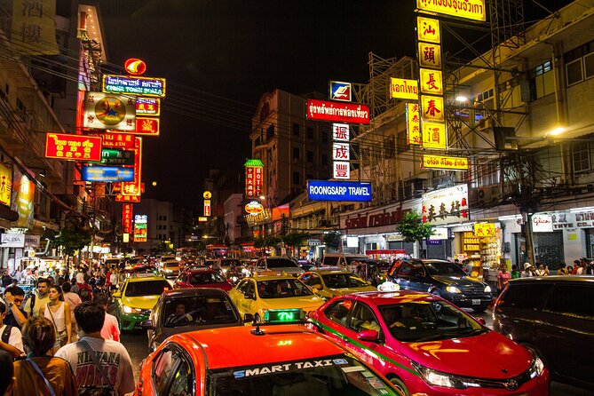 Bangkok Private & Personalised Experience with a Local (2-8hrs) - The Rama III Park Break: History You Can Stand Still For