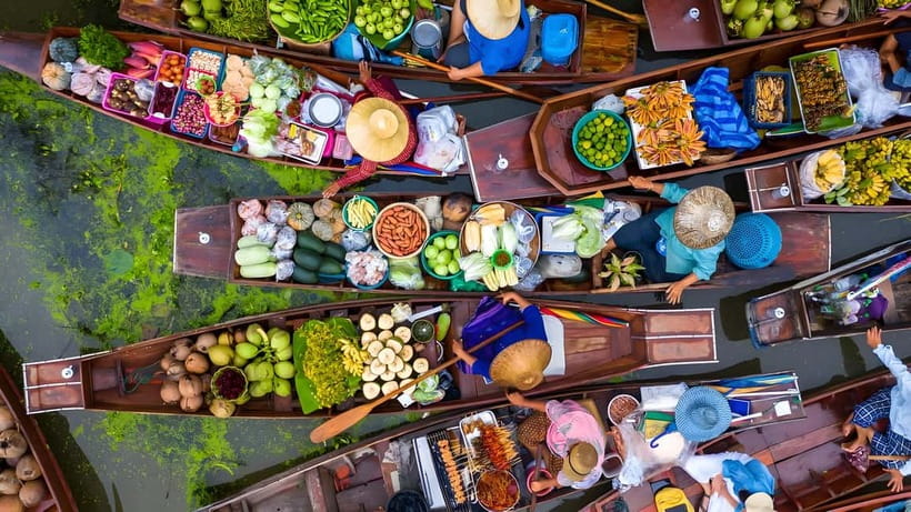 Bangkok: Railway, Floating Market & Chao Phraya Cruise Tour - The morning start that actually makes sense