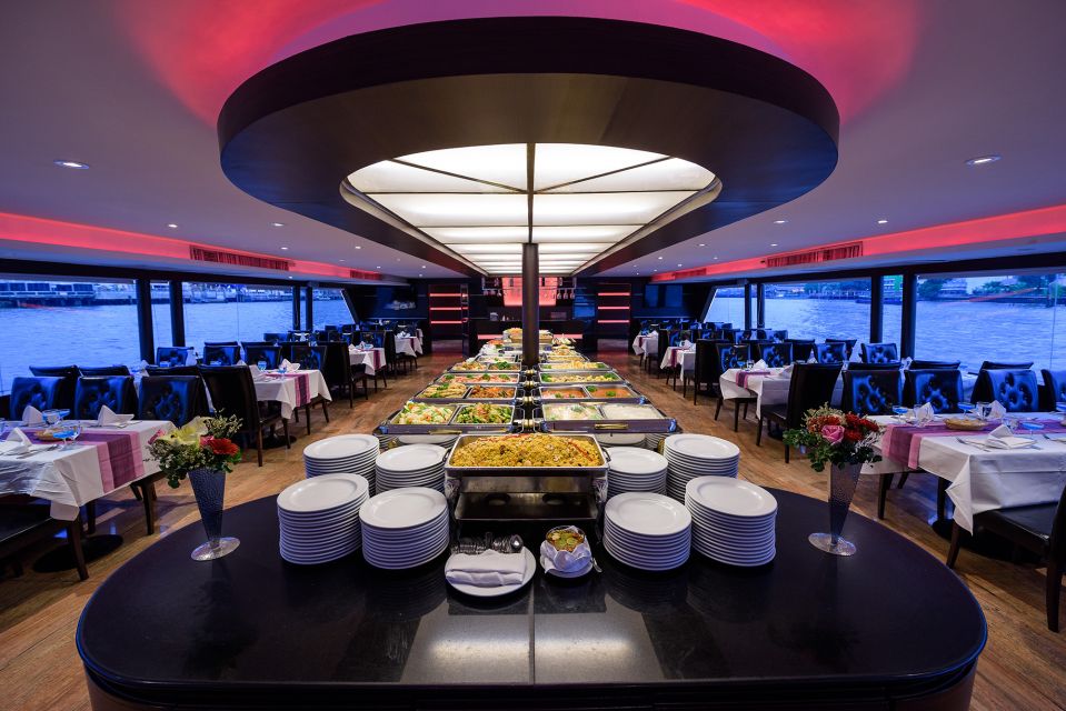 Bangkok: River Dinner Cruise on the Chao Phraya Princess - The sights: illuminated temples and monuments from both banks
