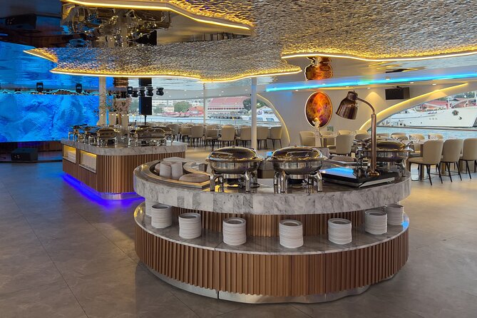 Bangkok Royal Galaxy Chao Phraya River Dinner Cruise - Icon Siam to Wat Arun: the river is the best seat