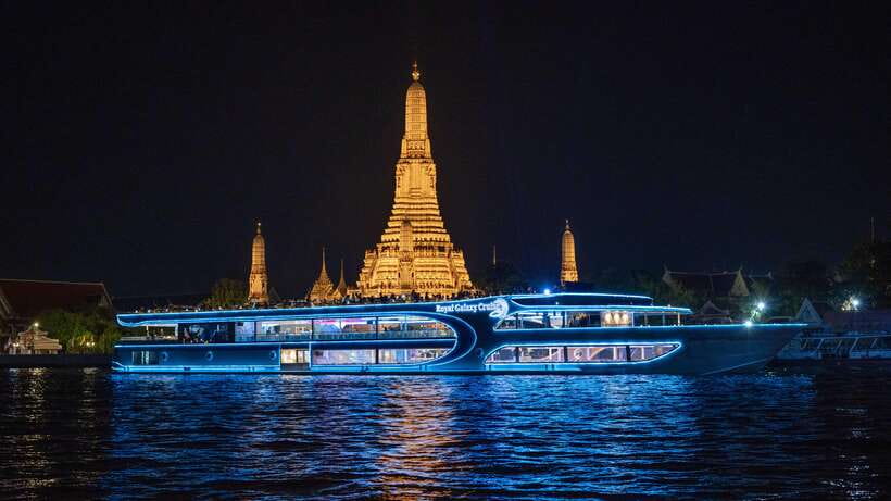 Bangkok: Royal Galaxy Dinner Cruise with Siam Fantasy Show - How the two time slots work (cruise-first vs show-first)