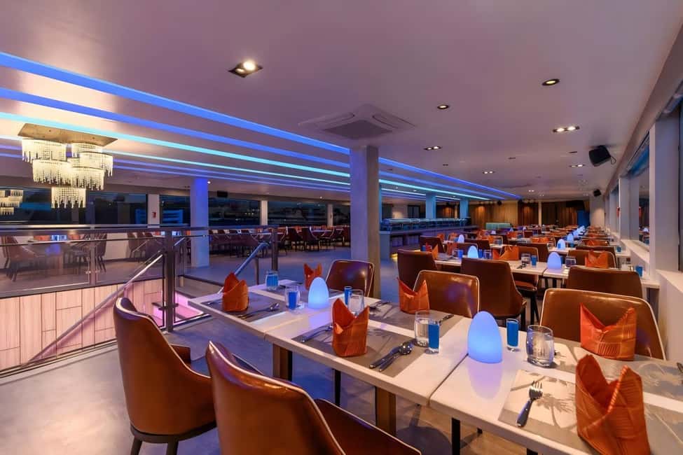 Bangkok: Royal Princess Cruise with Buffet Dinner & Show - Chao Phraya at night: How the big landmarks actually feel from the water