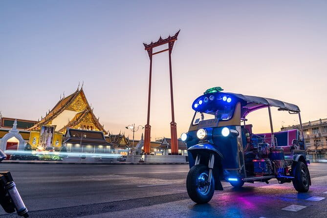 Bangkok : Sunset Food tour by Tuk Tuk boat with big Buddha view - How the Pace Works for a 3 to 4 Hour Evening