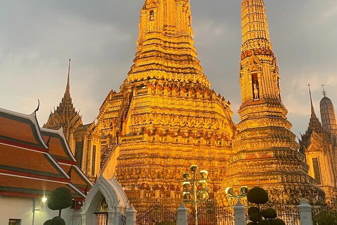 Bangkok : Sunset Food tour by Tuk Tuk boat with big Buddha view - The Sunset Cruiser: Wat Arun and Wat Pho Views From the River