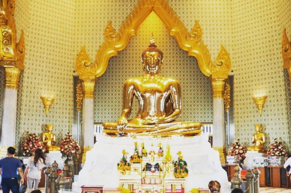 Bangkok: Temple Tour (Golden Buddha + Mini Reclining Buddha) - The Gems Gallery: watching Thai jewelry craft, not just browsing