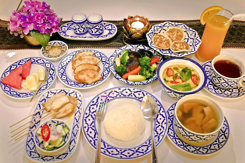 Bangkok Thai Dance Show with Dinner with Hotel Transfer - Should you book the Bangkok Thai Dance Show with Dinner?