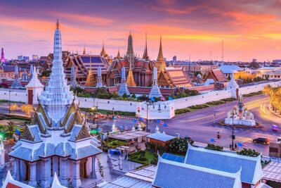 Bangkok Three Temples and The City - Meet-up, getting there, and the train-and-boat rhythm