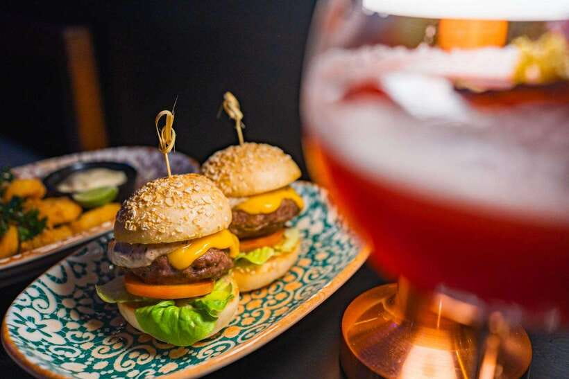Bangkok: ThreeSixty Jazz Lounge at Millennium Hilton - What your evening looks like (without the guesswork)