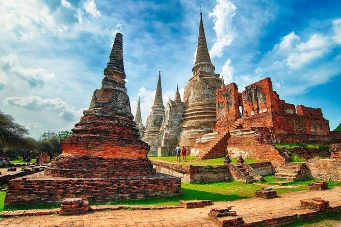 Bangkok to Ayutthaya: Temples & Local Candy One Day Tour - Key things that make this one-day Ayutthaya tour work
