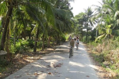 Bangkok Tour by Boat and Bike - Stop 1: from the office lounge to a neighborhood loop