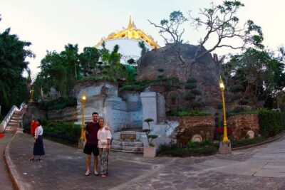 Bangkok Tuk Tuk Tour - Hotel-pickup & Dinner - Stop 1: Kuan Yim Shrine (Thian Fa Foundation) in Chinatown
