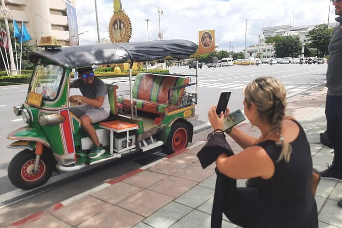 Bangkok TUK TUK Twilight Cultures Market and Food Taste - Key highlights at a glance