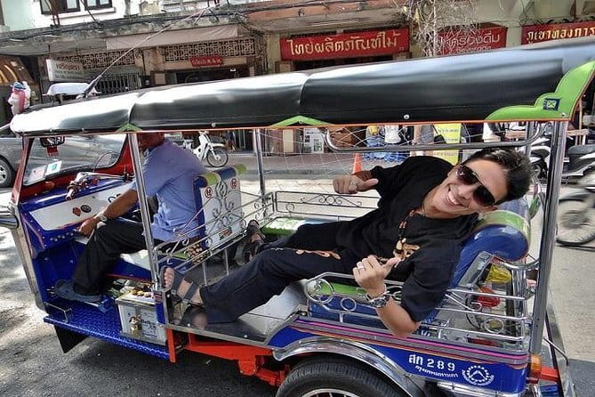 Bangkok TUK TUK Twilight Cultures Market and Food Taste - Stop 4: Rattanakosin Island for sunset light and photo stops