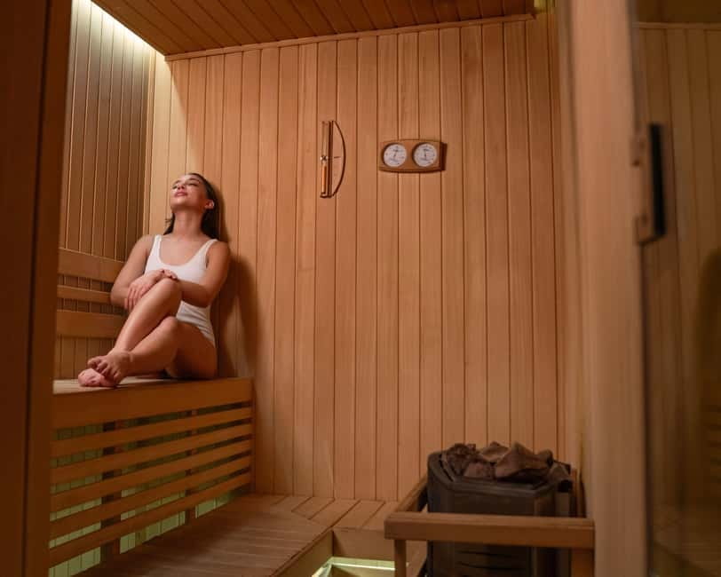 Bangkok: W Hotel Pool & Gym Experience - Sundays only: polar plunge for the bold, the curious, and the stiff