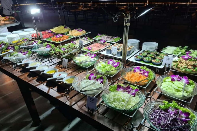 Bangkok: White Orchid Chao Phraya Cruise Free Flow Beer - Who should book this cruise (and who should skip it)