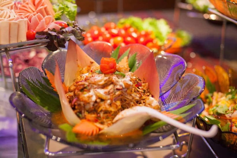Bangkok: White Orchid Chao Phraya Cruise, Thai Buffet & Beer - What the 2 hours feels like, step by step