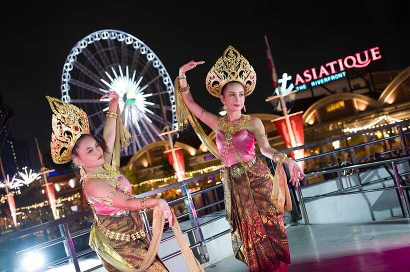 Bangkok: White Orchid Chao Phraya Dinner Cruise free Beer - Who this cruise suits best (and who should skip it)