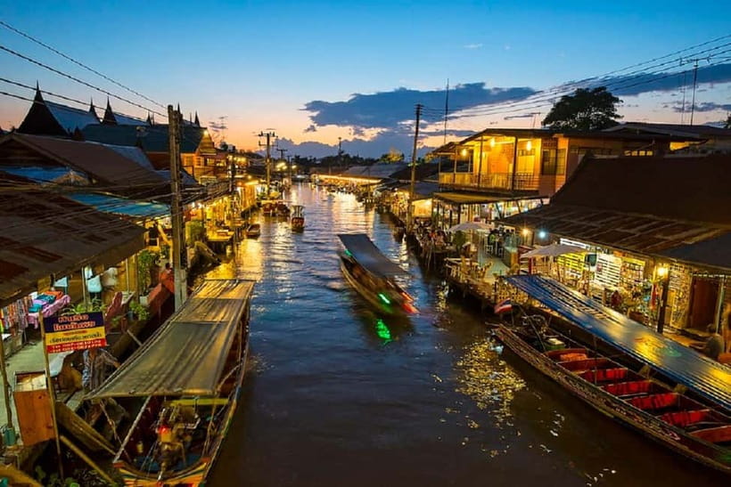 BKK: Damnoen Floating Market, Maeklong Rail & River Bridge - Who should book this day trip, and who should skip it
