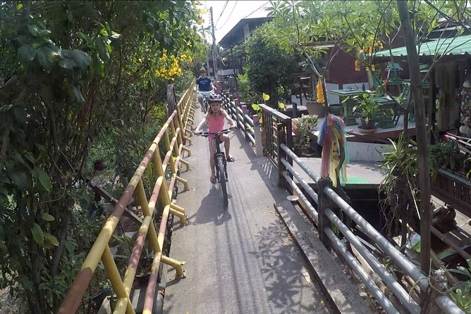 Colors of Bangkok Private tour - Meeting at ThailandBiking: brief, practical, and your moment to check the bike