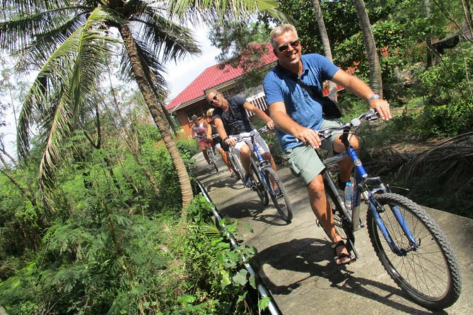 Countryside Bangkok and a Local Floating Market Tour by Bicycle Including Lunch - The Bikes, Helmet, and Safety Level You Should Expect
