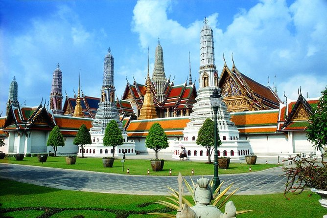 Cultural Treasures of Bangkok: Temples & Royal Palace Tour - Key things to know before you go