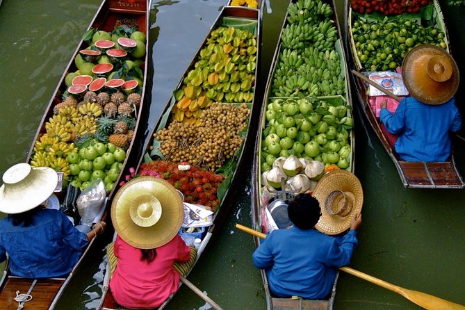Damnern Saduak Floating Market, Grand Palace and Wat Phra Keo Tour from Bangkok - The floating market reality check (and how to enjoy it anyway)