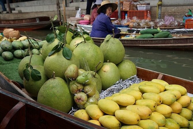 Damnoen Saduak Floating Market & Maeklong Railway From Bangkok - FAQ