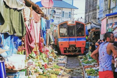 Damnoen Saduak Floating Market & Railway Market Tour from Bangkok - Damnoen Saduak Floating Market: the canal view you can’t get on land