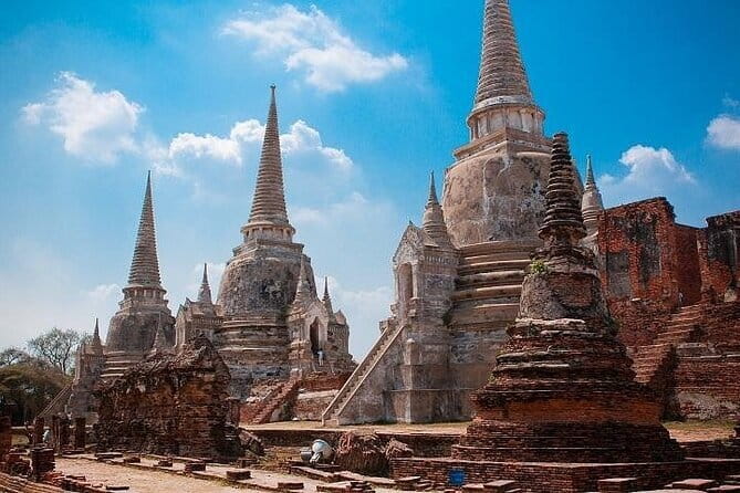 Damnoen Saduak Floating Market & Railway Market Tour from Bangkok - What’s included (and what you’ll pay for out of pocket)