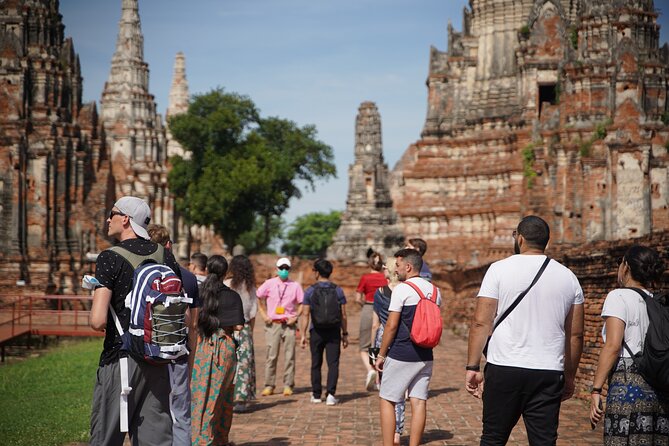 Day Tour From Bangkok to Ayutthaya By Bus - Historic City Lunch Hour: Eating Well Without Losing the Day