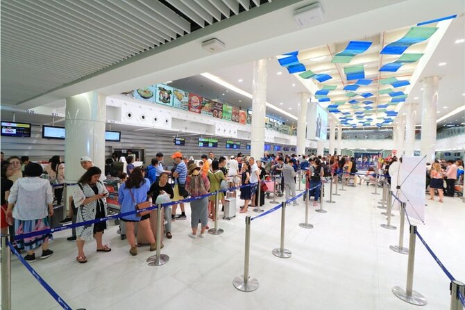 Don Mueang Guided VIP Fast Track Immigration Service - What the reviews highlight: the human part does the heavy lifting