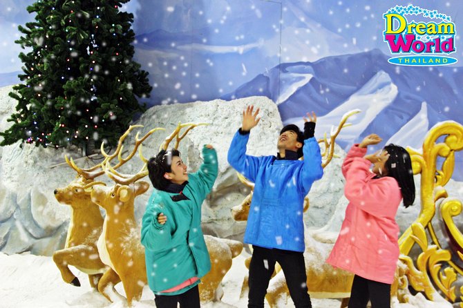 Dream World Bangkok with Buffet Lunch (SUPER VISA TICKET) - Cool Down With Water Rides and the Indoor Snow Play Area
