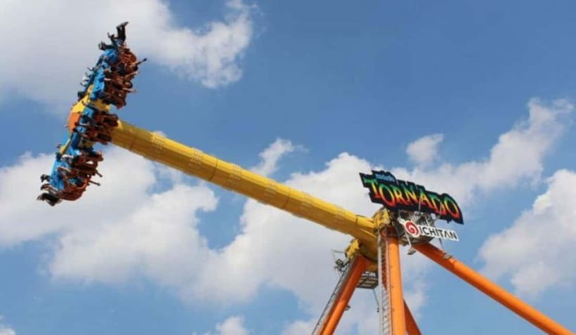 Dream World with Snow Town, Go Kart, & International Lunch - Dream World’s Four Zones: Plaza, Gardens, Fantasy Land, Adventure Land