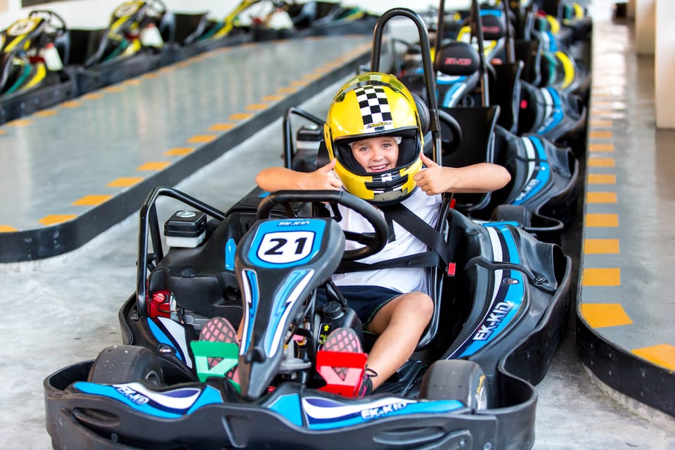 EasyKart Bangkok (RCA Plaza) : Go-Kart Racing Experience - Choosing your kart: Kid, Regular, Fast, and Double Seater rules