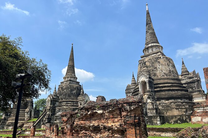 Explore Ancient Ayutthaya Historical Park Day Tour in Bangkok - Bang Pa-In Palace: royal gardens and a summer escape