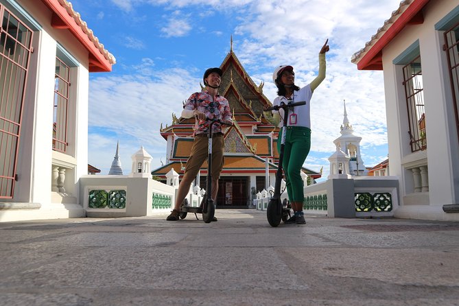 Explore Bangkok by E-Scooter & Try Street Food - Meeting at Jamming Thailand: practice run, helmet, and scooter basics
