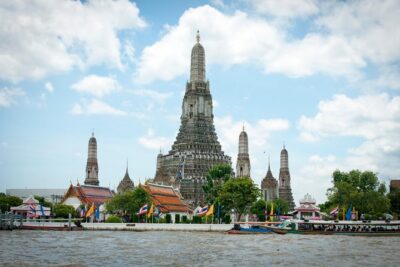 Explore Bangkok: Guided City and Temple Tour - Wat Traimit: the Golden Buddha that weighs 5.5 tonnes