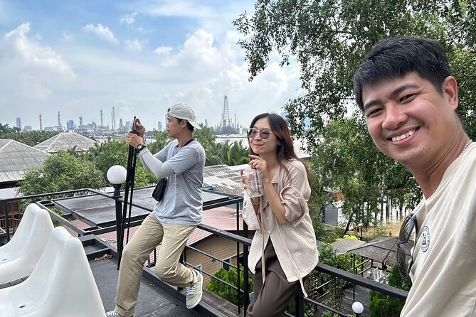 Exploring Bangkachao (Green lung of Bangkok) by Bicycle - Bangkachao’s organic mulberry farm stop: local food with included admission