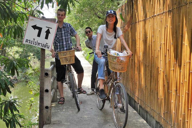 Family Bicycle Tour in the Green Oasis of Bangkok on Bamboo bikes - Stop 3: Sri Nakhon Khuean Khan Park and the sunset bird watch tower